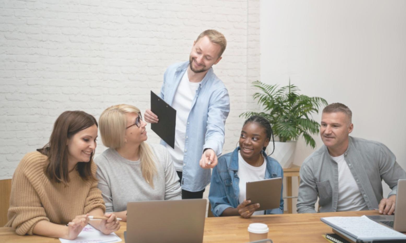 Teamarbeit und Beratung bei sorivalexanth